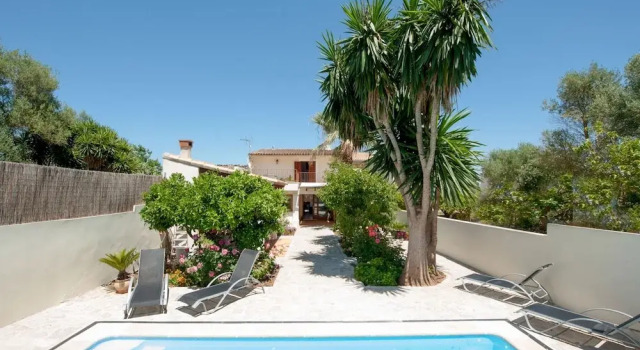Villa in Ariany With Private Saltwater Pool