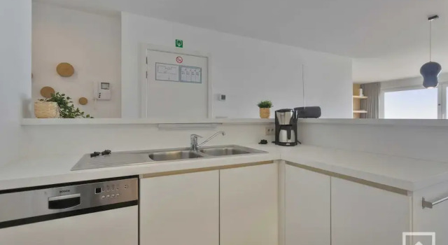 Apartment in Blankenberg With Sea Views, Prenota Appartamento Hotel a Flanders con parcheggio, Parcheggio