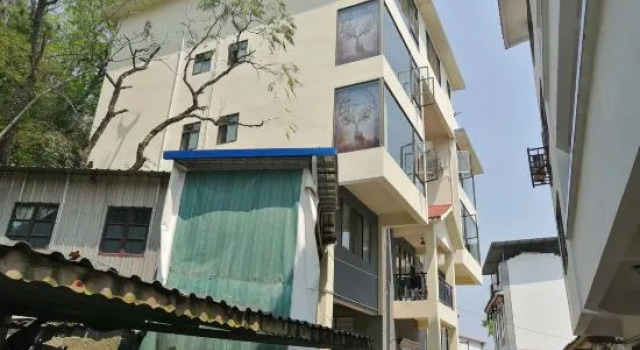 Shanshui Qiyuan Boutique Hostel, Rezerwuj Hostel Hotele w Yangshuo z parkingiem, Parking