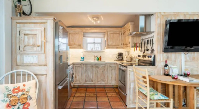Casita de Catherine by AvantStay, Забронировать Дом для отпуска Виллы Downtown Key West, рядом с City Zoo Gallery, Вилла