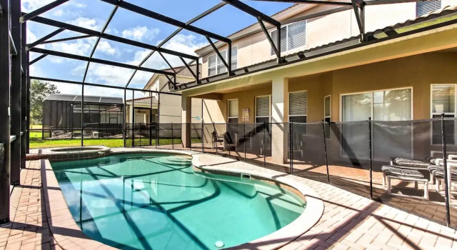 Коттедж Spacious Kissimmee Villa - 3 Mi to Disney World