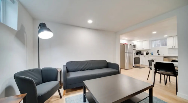 Pet-friendly Seattle Apt Near Dtwn & Lumen Field, Забронировать Апартаменты/квартира Сиэтл штат Вашингтон