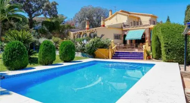 Holiday Home Alhaurín de la Torre with Fireplace 06