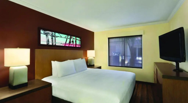 Люкс c 1 комнатой Hyatt House San Diego Sorrento Mesa
