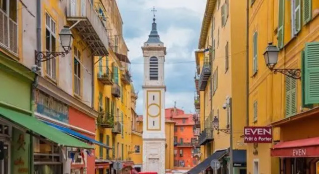 VIEUX NICE-3 Pièces Moderne- 100m de la mer, Забронировать Отель Ницца Приморские Альпы, рядом с Набережная Соединенных Штатов