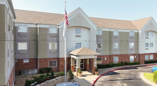 Affordable Suites of America Tulsa, Varaa Hotelli Tulsa Oklahoma