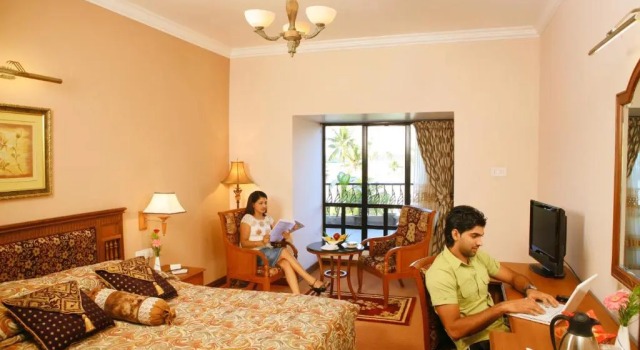 Номер Deluxe Regant Lake Palace Hotel