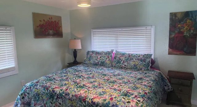 Четырёхместный люкс Deluxe Nature Coast Inn & Cottages