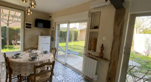 Charming Holiday Home in a Quiet Location, Near the Coast, 2 Bicycles, Забронировать Дом для отпуска Донвиль-ле-Бен 