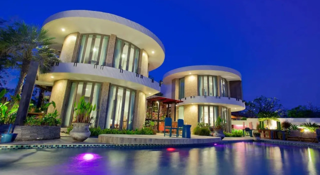 Papa Monkey Resort