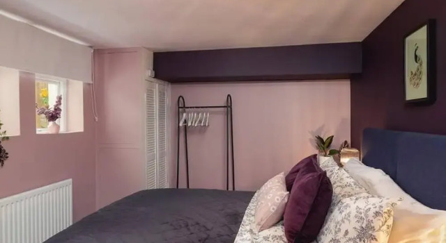 Short Walk to I360 and Beach 5 Condo With Patio