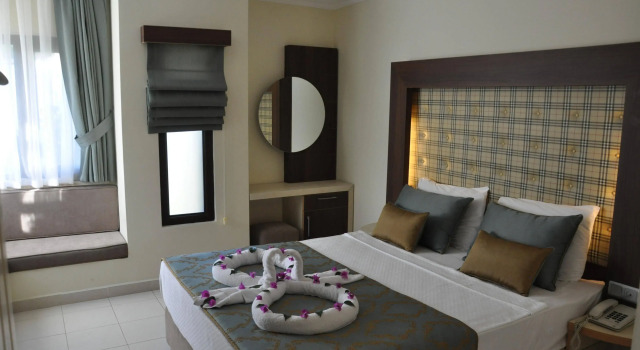 Club Dem Spa & Resort Hotel - All Inclusive, Rezervovat Lázně / Resort Hotely v Mediterranean Region Turkey s bazénem, Bazén