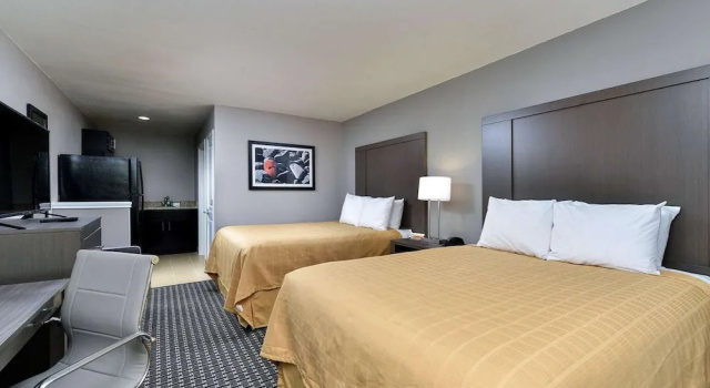 Standard- firedobbelt værelse Scottish Inns & Suites