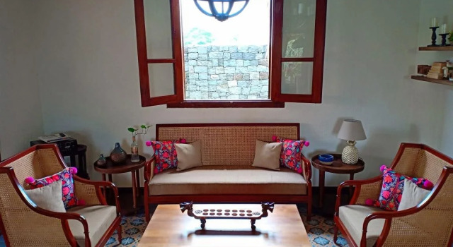 Villa Aquin, Book Villa Sommerhuse i Central Java, Hytte