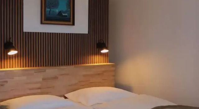Полулюкс Hotel Europe