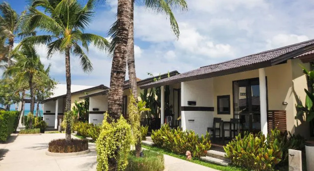 Номер Standard с балконом Baan Talay Resort