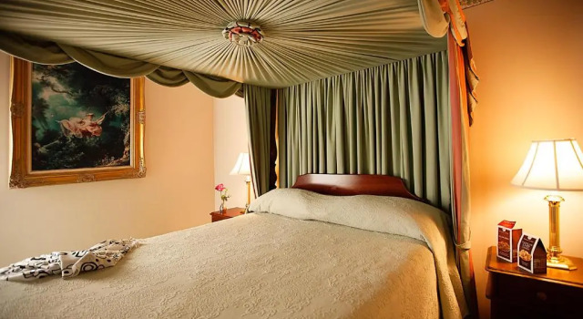 Двухместный люкс Monmouth Historic Inns and Gardens