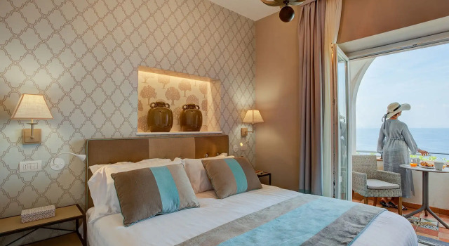 Amore Rentals - Villa Galidia, Забронировать Вилла Виллы Сорренто, рядом с Il Vallone dei Mulini, Вилла