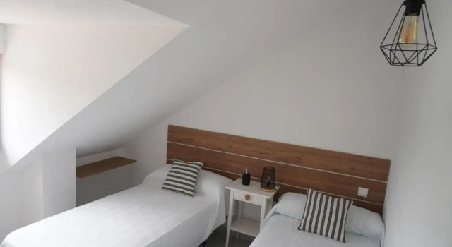 Hostal La Biela 43, Rezerwuj Hotel  
