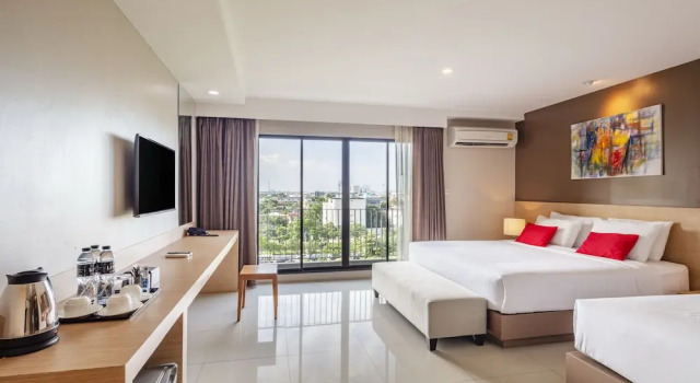 Семейный номер Standard с балконом Livotel Hotel Kaset Nawamin Bangkok