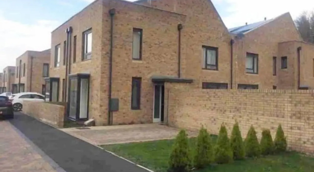 Igloo CityCroft Luxury Townhouse