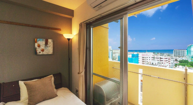 KINTARO Hotel Okinawa Naha, Забронировать Отель Недорогие отели Наха, рядом с Железнодорожная станция Кентё-маэ, недорого