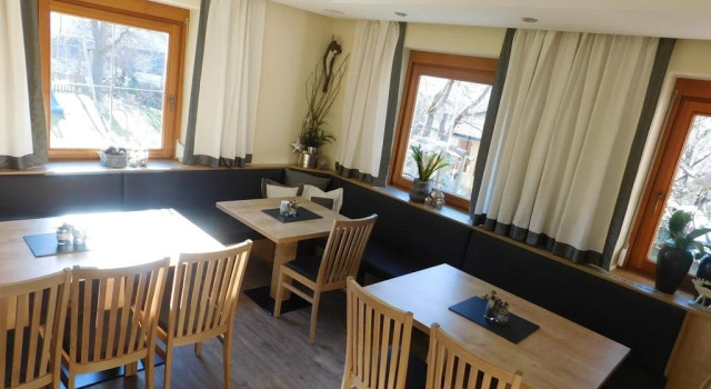 Schusterhof-Pondorfer, Rezerwuj Hotel Hotele w Tyrol z parkingiem, Parking