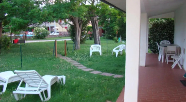 Коттедж с 2 комнатами Casa Vacanze Guardamare
