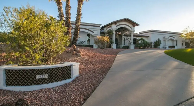 Spectacular Fountain Hills 5 Bdrm W/pool and Views, จอง บ้านพักตากอากาศ Fountain Hills North Scottsdale