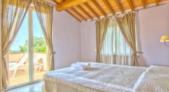 Il Felciaione 9243, Book Hotel Hotels in Riparbella with Parking, Parking