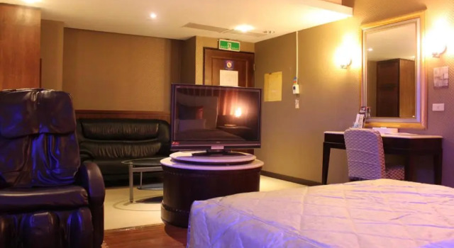 Номер Deluxe Beverly Commercial Motel
