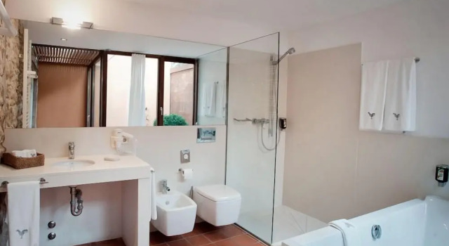 Полулюкс Цокольный этаж Mas Falgarona Hotel Boutique & SPA