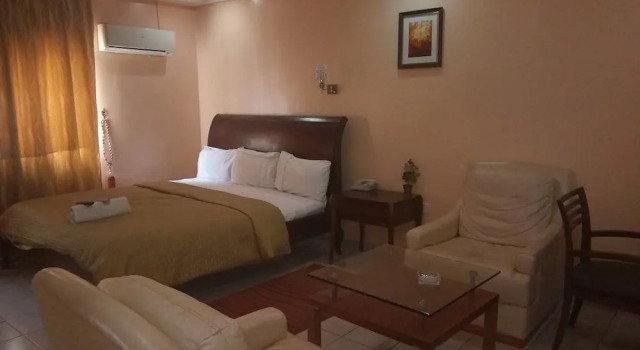 Eskimo suites, Book Hotel Hoteller i Federal Capital Territory med pool, Swimmingpool