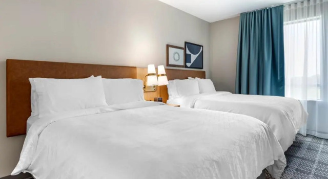 Четырёхместный люкс c 1 комнатой Staybridge Suites Grand Prairie Near Epic Central by IHG