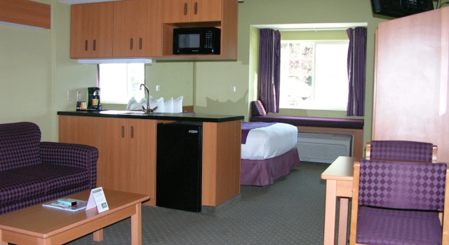 Номер Superior Stay Beyond Inn & Suites