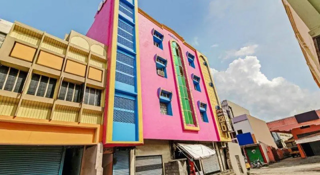 OYO 49125 Suraj Residency, Rezerwuj Hotel Warangal Telangana
