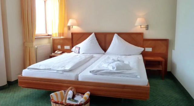 Двухместный номер Standard с видом на горы Seehotel Brandauers Villen