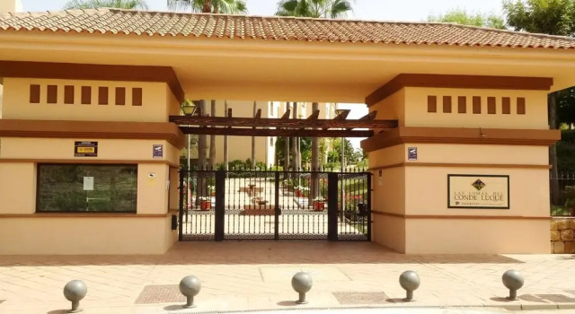 Beautiful Flat Near Golf Courses With sea Views