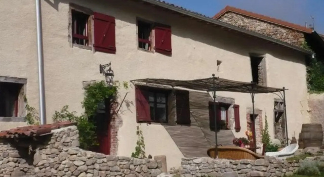 Gîte Saint-Georges-Haute-ville, 3 pièces, 4 personnes - FR-1-496-191, Reservar Hotel Saint-Georges-Haute-Ville Auvérnia