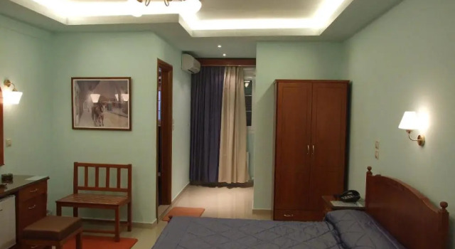 Трёхместный номер Superior Hotel Avra