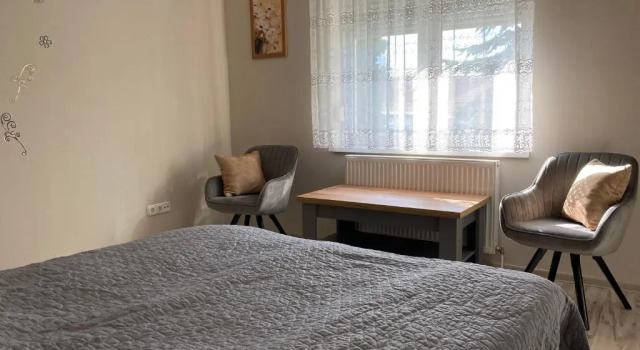 Kristaly Apartman, Buchen Sie Ferienwohnung Eger 