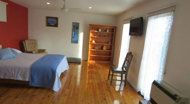 5 Little Penguin Cottage in Cowes, Varaa Lomakoti Mökit kohteessa Phillip Island, Mökki