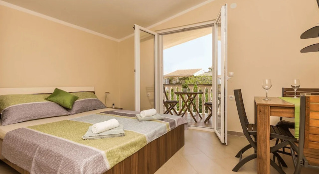 Apartments Bobeta