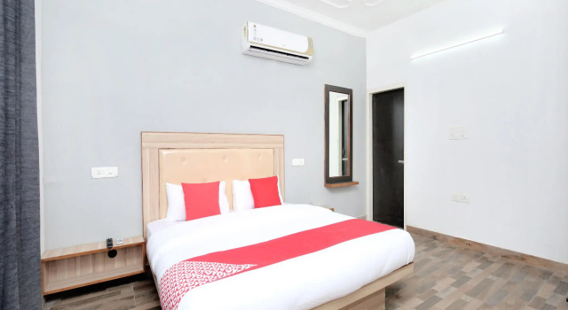 OYO 15143 Hotel Redstone, Book Hotel Mohali Punjab
