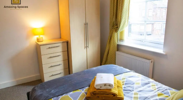 Апартаменты Executive 2 Bed Flat in Stockton Heath by Amazing Spaces Relocations Ltd