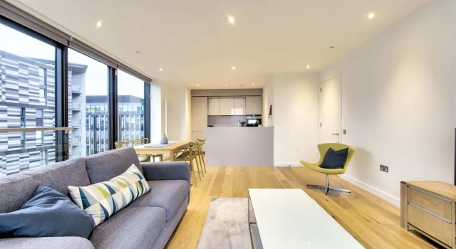 Guestready - Stylish Top Floor Apartment in the City Centre, Забронировать Апартаменты/квартира Эдинбург Midlothian, рядом с Национальный музей Шотландии