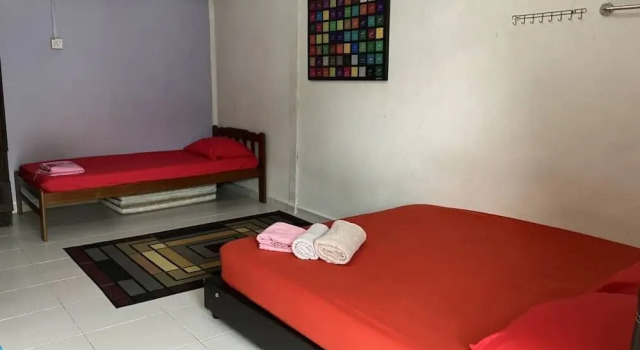 OYO Homes 90600 Ummi Chalet Dungun