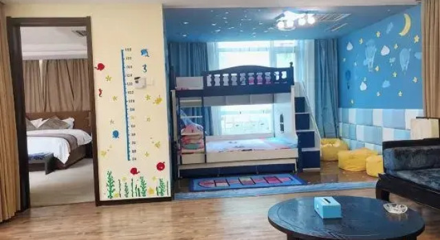 Семейный люкс Xiongyue Tianmu Hot Spring Resort