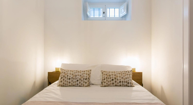 JOIVY Stunning 2BR Apt w/garden, by the Avenida subway & Botanical Garden of Lisbon