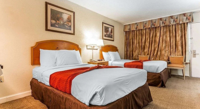 Семейный номер Standard South Bay INN